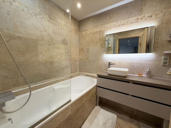 Appartement Cannes La Bocca 2 pièce(s) 47 m2