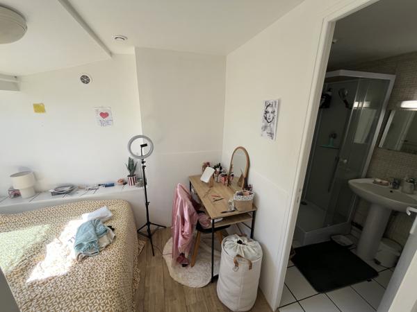 Poitiers (86000) TYPE 2 DE 28 M2 LOUE A POITIERS MONTBERNAGE