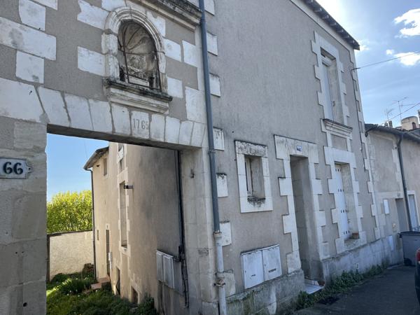 Poitiers (86000) TYPE 2 DE 28 M2 LOUE A POITIERS MONTBERNAGE