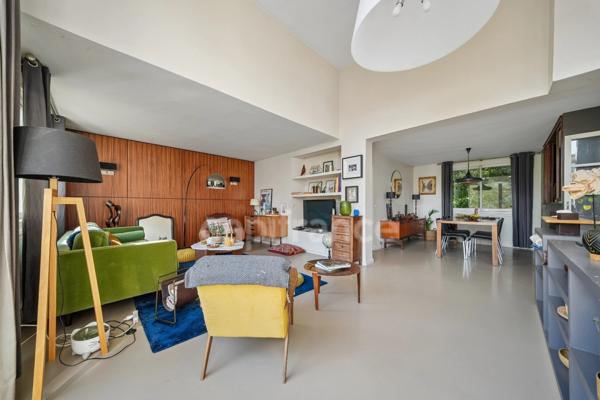 EXCLUSIVITÉ – Appartement familial balcon et volumes exceptionnels à Meudon Val Fleury Centre-