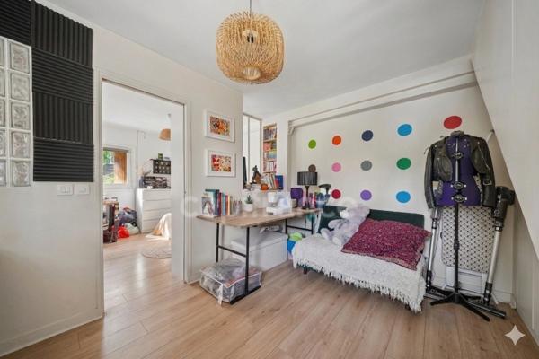 EXCLUSIVITÉ – Appartement familial balcon et volumes exceptionnels à Meudon Val Fleury Centre-