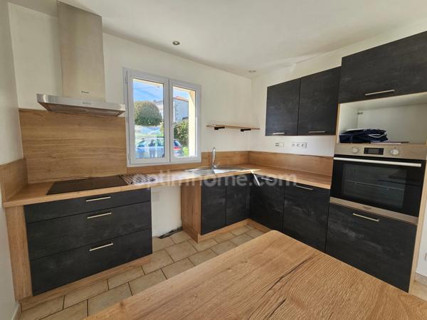 Maison plain-pied 3 chambres avec garage sur un terrain de 1100 m² BRIE (16)