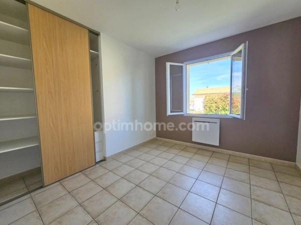 Maison plain-pied 3 chambres avec garage sur un terrain de 1100 m² BRIE (16)