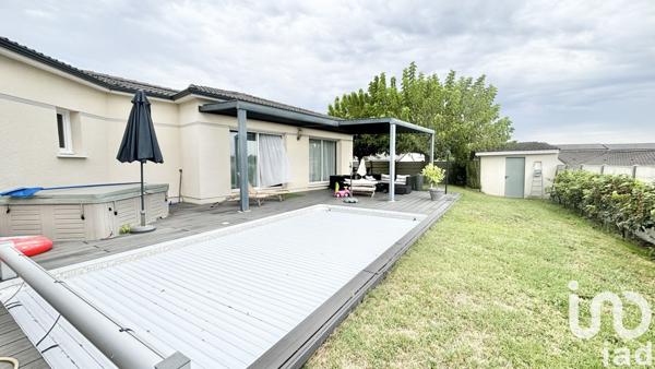 Maison 5 pièces de 127 m² à Castelnau-de-Médoc (33480)