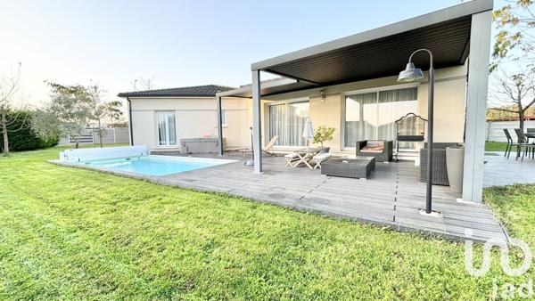 Maison 5 pièces de 127 m² à Castelnau-de-Médoc (33480)