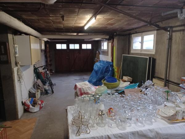 Maison construite avec de nobles matériaux,au calme et proche du centre de Sennecey