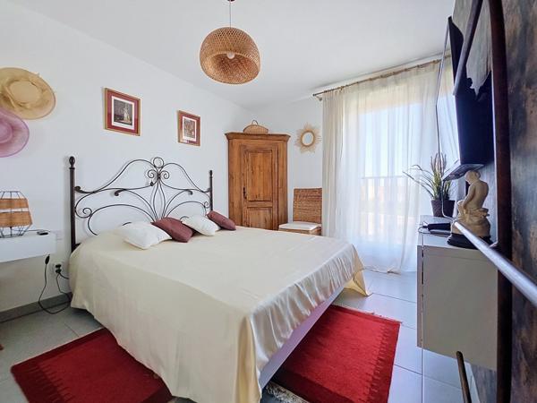 Appartement
         3 pièces
        - 88 m² 309 990 € *