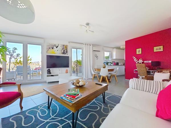 Appartement
         3 pièces
        - 88 m² 309 990 € *