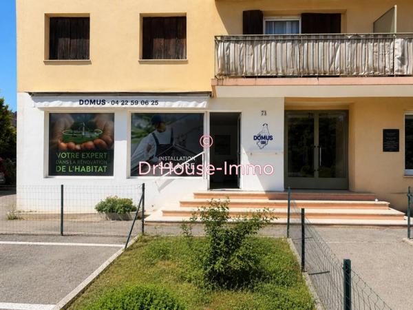 Bureau à vendre 3 pièces de 69 m²