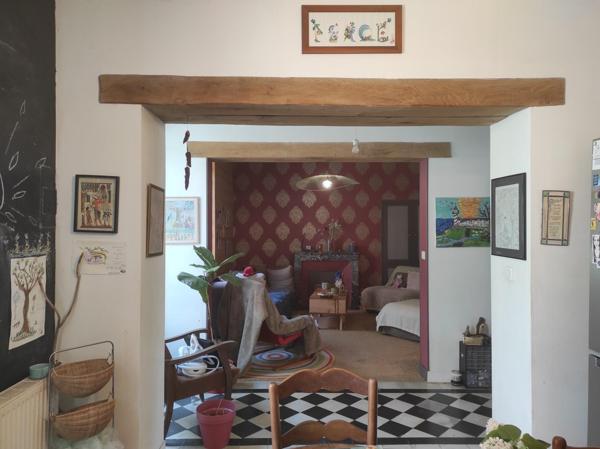 Maison à SAINT-JEAN-D'ANGELY, 17400 - 7 pièces 170m²
