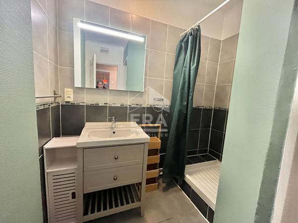 Appartement Pau 2 pièces 36.81  m2 + cave + cellier au dernier étage