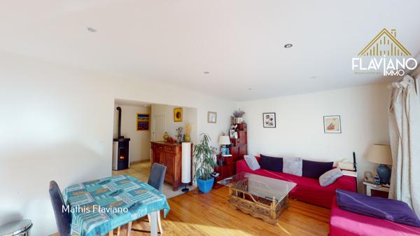 APPARTEMENT -JARDIN - PARKING - PROCHE CENTRE-VILLE 151,09 m2 Barcelonnette (04400)