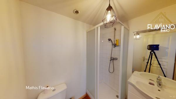 APPARTEMENT -JARDIN - PARKING - PROCHE CENTRE-VILLE 151,09 m2 Barcelonnette (04400)