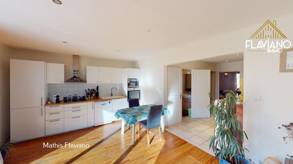 APPARTEMENT -JARDIN - PARKING - PROCHE CENTRE-VILLE 151,09 m2 Barcelonnette (04400)