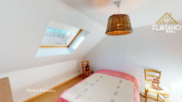 APPARTEMENT -JARDIN - PARKING - PROCHE CENTRE-VILLE 151,09 m2 Barcelonnette (04400)