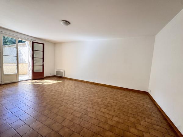 Maison de village avec jardin et garage - Manosque - Réf. 505-A