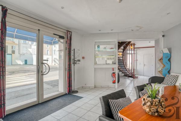 Immeuble à usage locatif à vendre à Villeneuve sur lot