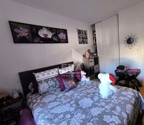 A saisir Appartement 3 pièce(s) 61 m2, place de parking et garage.