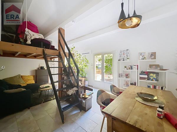 Appartement 2 pièces à vendre à Aix-en-Provence, quartier Bellegarde cv a pied parking et jardin