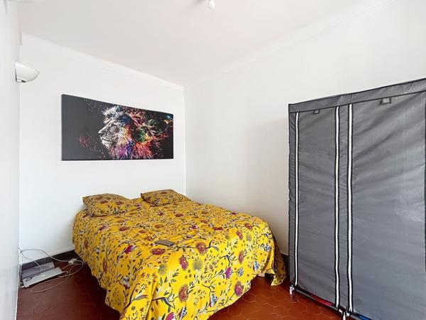 Marseille (13014) magnifique T2 avec grande terrasse vue sur la ville et mer