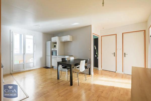 Appartement à vendre 2 pièces 61.62m²