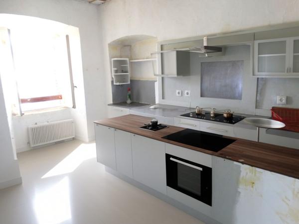 À vendre - Maison ancienne, 14 pièces située à Canari (20217)