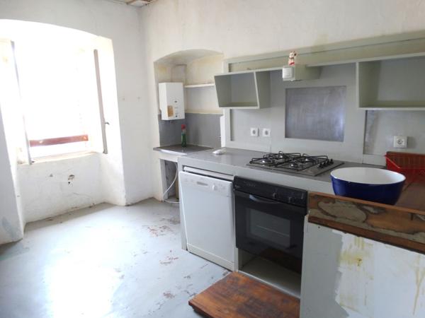 À vendre - Maison ancienne, 14 pièces située à Canari (20217)