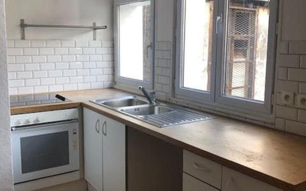 Appartement à louer    2 pièces •  Paris 11