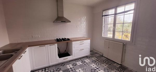 Maison 7 pièces de 170 m² à Naintré (86530)