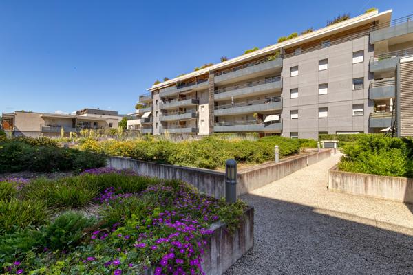 Appartement
         3 pièces
        - 59 m² Exclusivité 357 000 € *