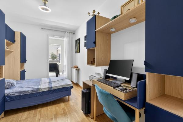Appartement
         3 pièces
        - 59 m² Exclusivité 357 000 € *