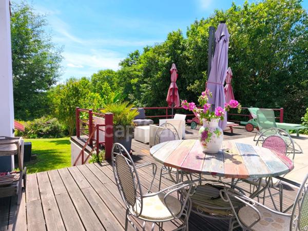 GEAUNE - Une maison de famille entre charme, lumière et art de vivre