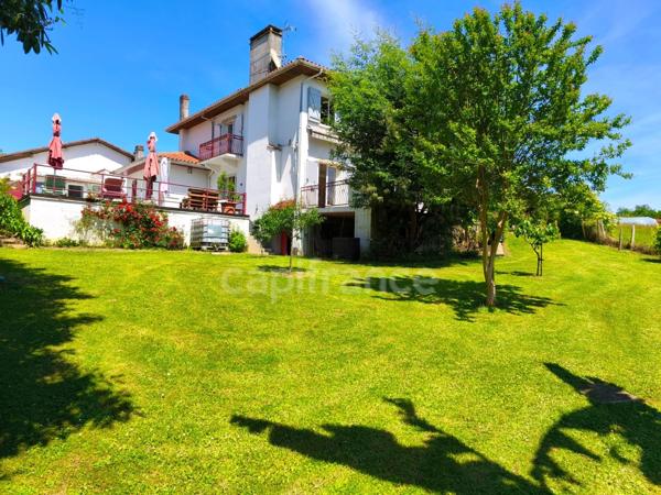 GEAUNE - Une maison de famille entre charme, lumière et art de vivre