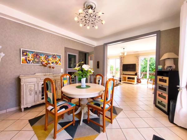 GEAUNE - Une maison de famille entre charme, lumière et art de vivre