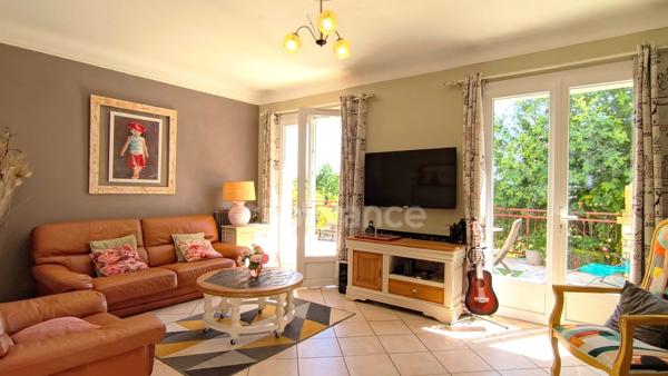 GEAUNE - Une maison de famille entre charme, lumière et art de vivre