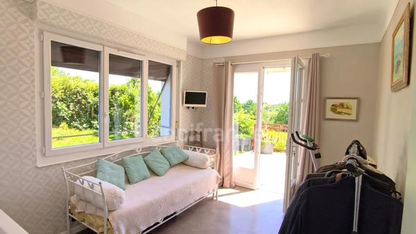 GEAUNE - Une maison de famille entre charme, lumière et art de vivre