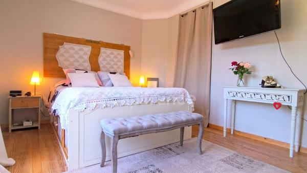 GEAUNE - Une maison de famille entre charme, lumière et art de vivre