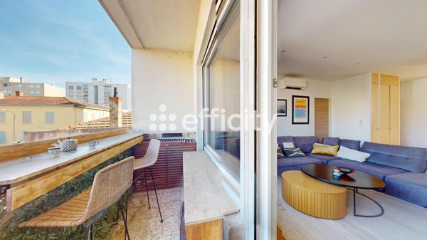 Appartement
         3 pièces
        - 75 m² Bien prestige 409 000 € *