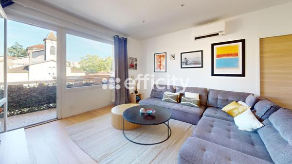 Appartement
         3 pièces
        - 75 m² Bien prestige 409 000 € *