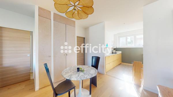 Appartement
         3 pièces
        - 75 m² Bien prestige 409 000 € *