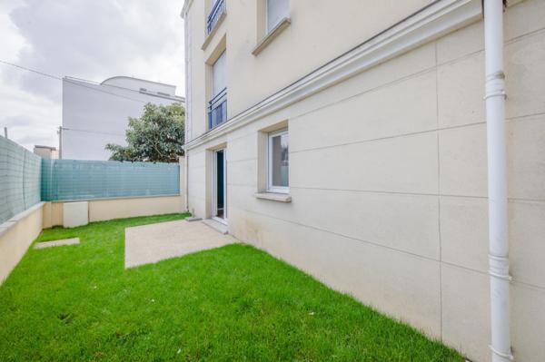 Dpt Seine Saint Denis (93), à vendre NOISY LE SEC appartement T2 de 44,07 m²- Terrasse 25m²
