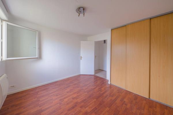Dpt Seine Saint Denis (93), à vendre NOISY LE SEC appartement T2 de 44,07 m²- Terrasse 25m²