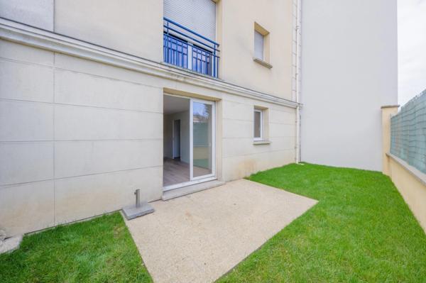Dpt Seine Saint Denis (93), à vendre NOISY LE SEC appartement T2 de 44,07 m²- Terrasse 25m²