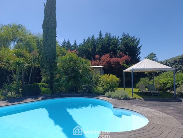 Maison bourgeoise 250 m² à Beyries 40700