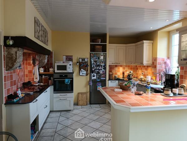 Maison bourgeoise 250 m² à Beyries 40700