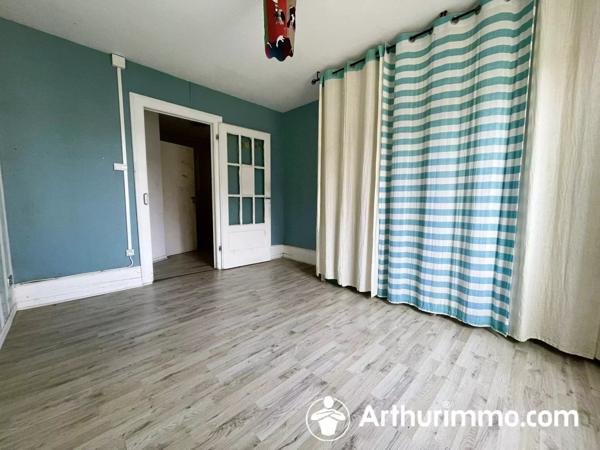 Vente Immeuble 10 pièces 204 m2 à Seloncourt