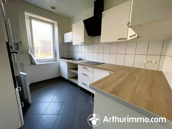 Vente Immeuble 10 pièces 204 m2 à Seloncourt