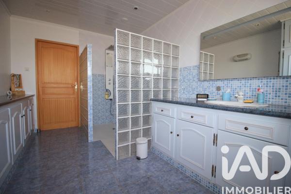 Location maison 5 pièces 155 m² Trois-Puits