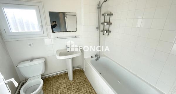 Location Maison 7 pièces 111.35 m² - Villars 42390
