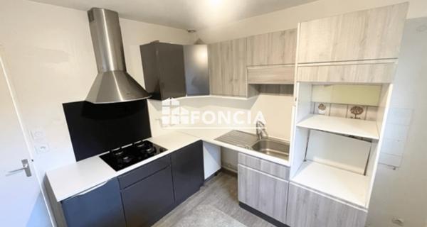 Location Maison 7 pièces 111.35 m² - Villars 42390